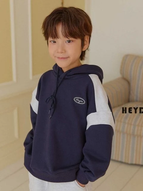 Kobe Raglan Hoodie