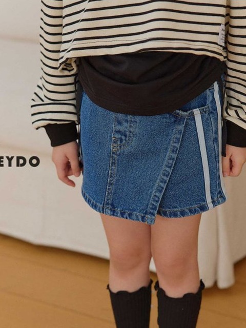 Tape Wrap Skirt Shorts