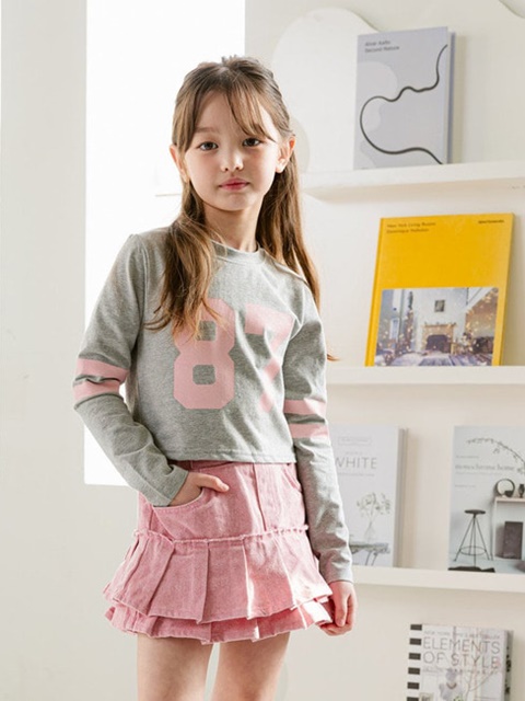 87 Two-line Crop Tee