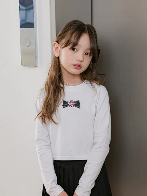 Rose Ribbon Crop Tee