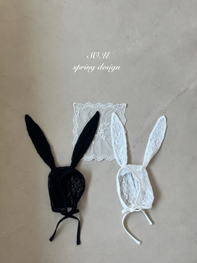Rabbit Lace Bonnet Rabbit Lace Bonnet