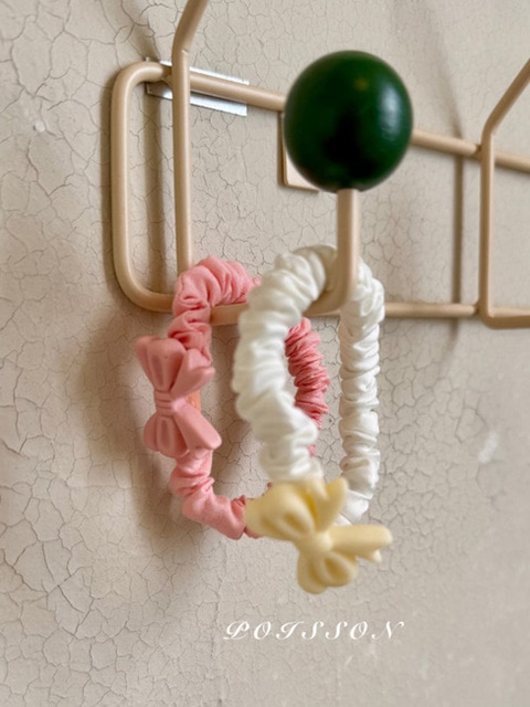 Bow Frill Band
