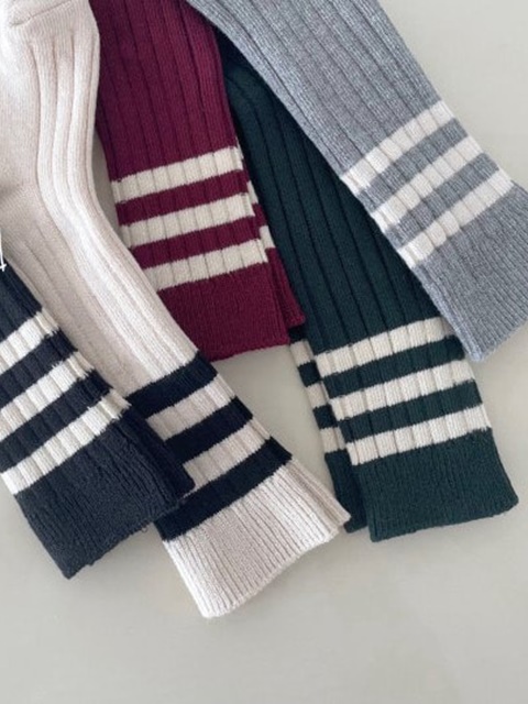 Three-line Ribbed Socks