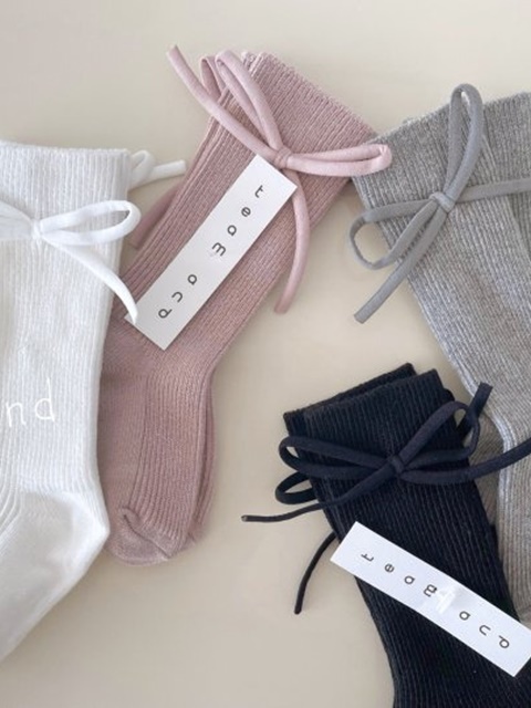 Bongbong Ribbon Knee Socks