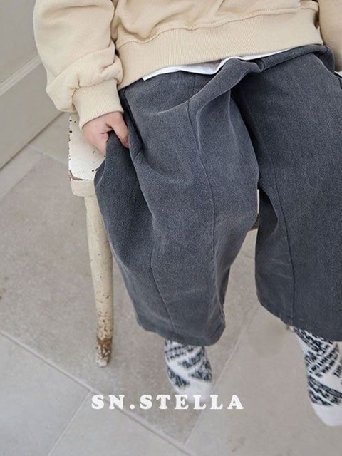 Pigment Slit Pants