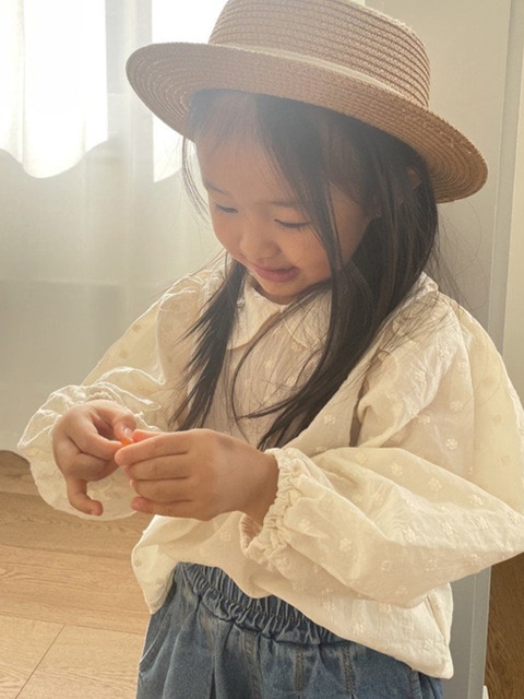 Round Collar Blouse