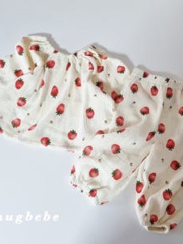 Strawberry Muslin Pants