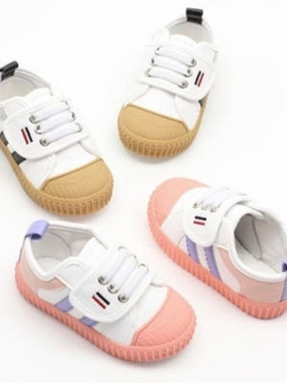 Peekaboo Slip-on Peekaboo Slip-on