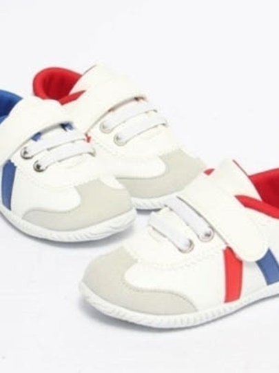 Peekaboo 2 Slip-on Peekaboo 2 Slip-on