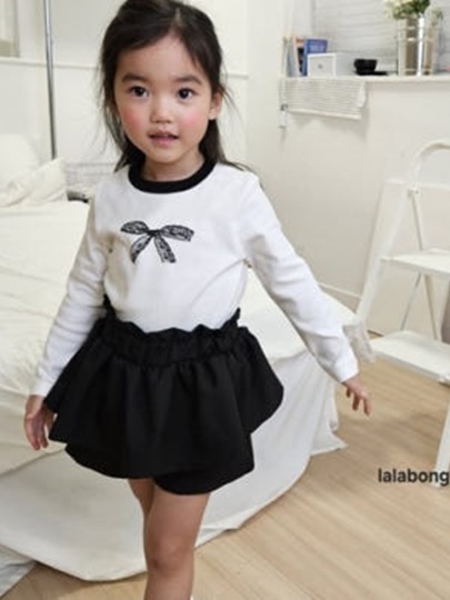 Lace Printing Tee