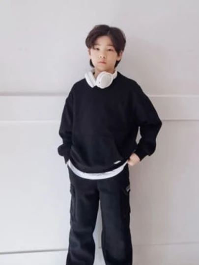Kangaroo Pocket Sweatshirts