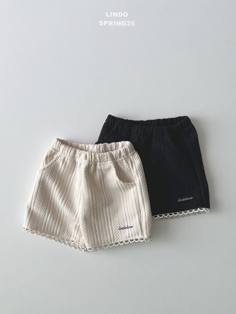 Roa Shorts