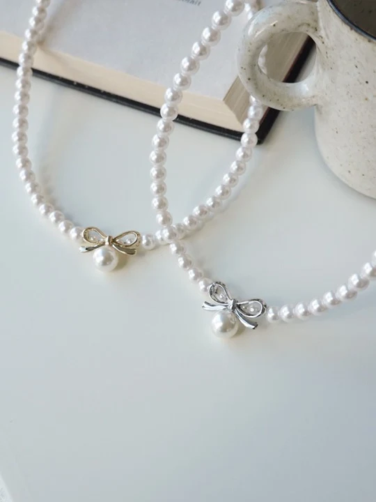 Elysian Ribbon Necklace Elysian Ribbon Necklace