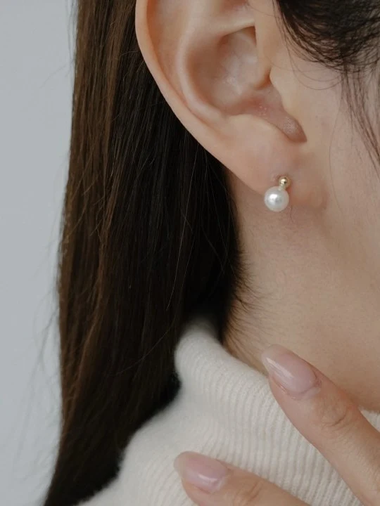 Moring Pearl Earring Moring Pearl Earring