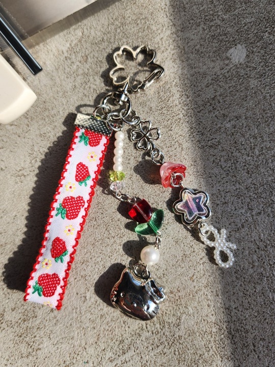 Silver Heart Mini Keyring Strap Silver Heart Mini Keyring Strap