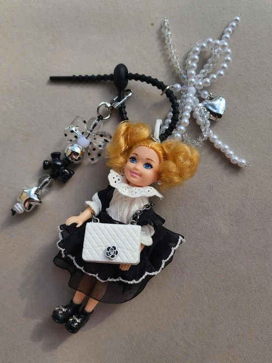 Chiffon One-piece Doll Keyring Chiffon One-piece Doll Keyring