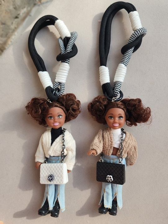 Cardigan Dumble Doll Keyring Cardigan Dumble Doll Keyring