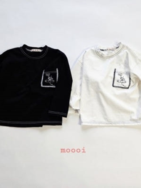 Hello Pocket Embroidery Tee (Junior) Hello Pocket Embroidery Tee (Junior)