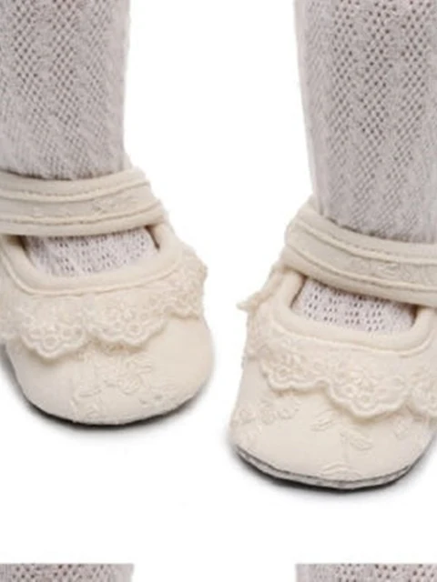Lace Walker Shoes