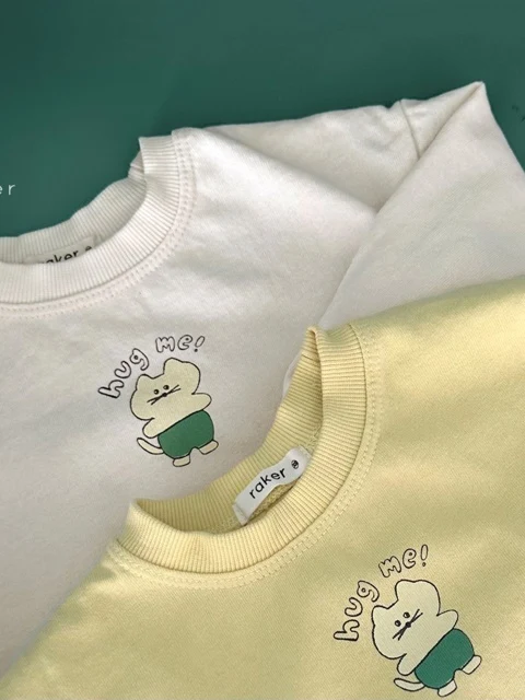 Hug Cat Sweatshirts