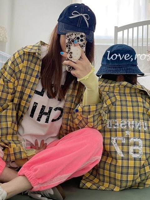 Lettering Check Shirt (with Mom)