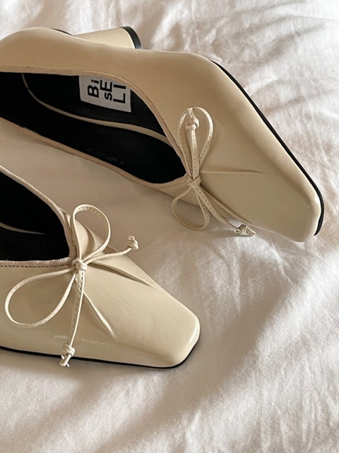 Pumps Ribbon Heel