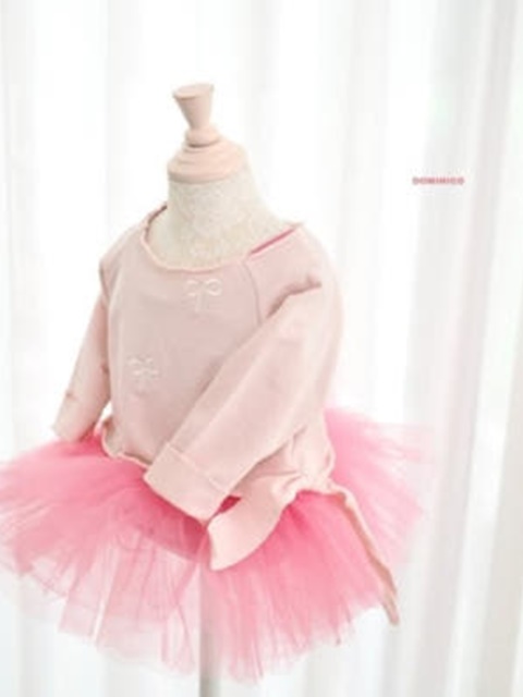 Ribbon Embroidery Ballet Tee Ribbon Embroidery Ballet Tee
