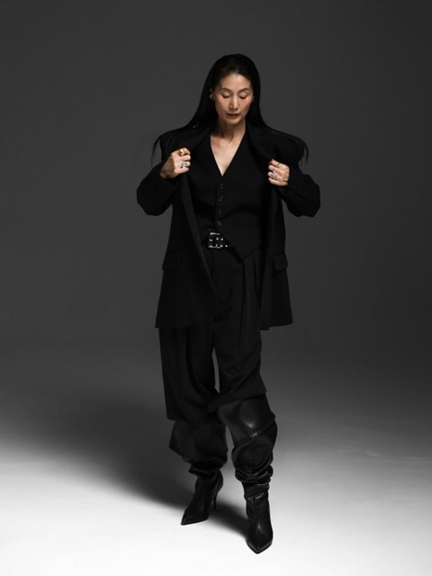 Oversized Three Button Single Blazer Oversized Three Button Single Blazer