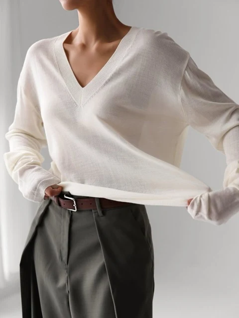 Wool Silk V-neck Knit Pullover Wool Silk V-neck Knit Pullover