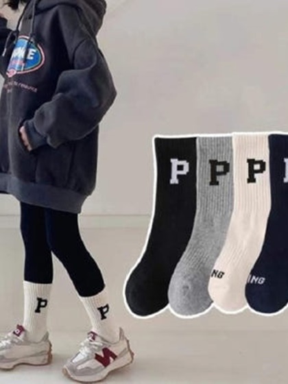 Pipi Socks