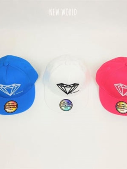 Diamond Snapback Diamond Snapback
