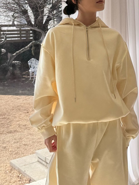 Simona Hoody Simona Hoody