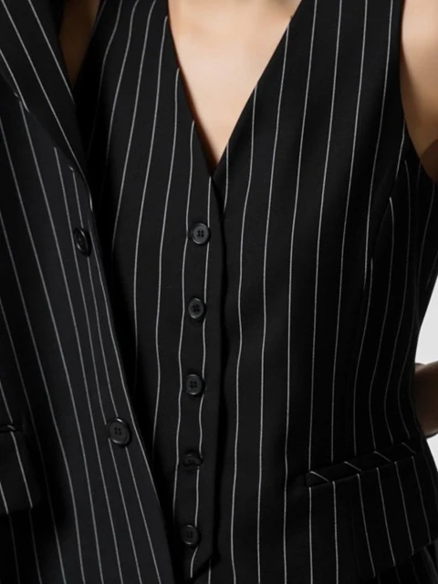 Wide Pin Stripe Setup Suit Vest Wide Pin Stripe Setup Suit Vest