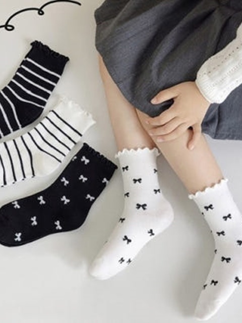 Ribbon Stripe Socks Set