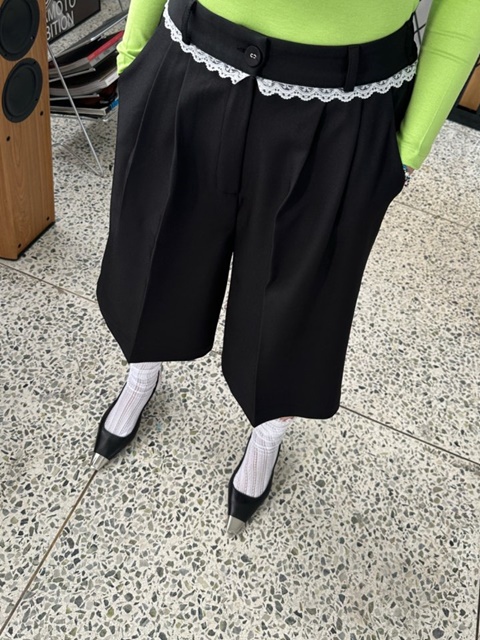 Lace Bermuda Pants