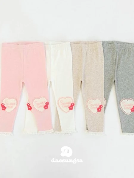 Pearl Heart Leggings Pearl Heart Leggings