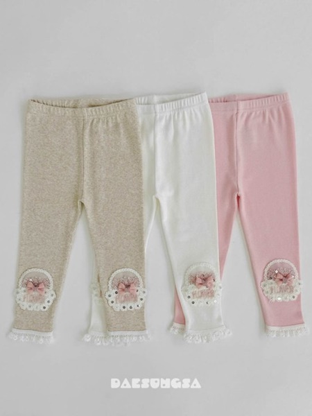 Ribbon Flower Lace Leggings Ribbon Flower Lace Leggings
