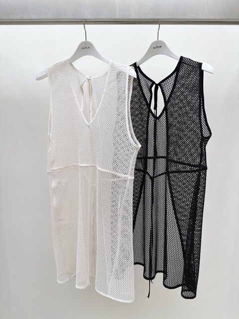 Seer Embroidery One-piece Seer Embroidery One-piece