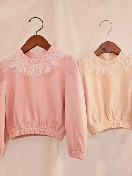 Motif Crop Tee