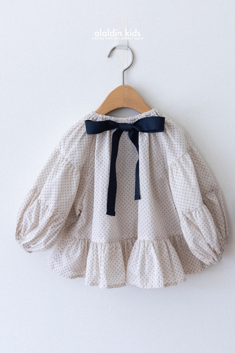Aladin - Korean Children Fashion - #kidzfashiontrend - Puff Ribbon Blouse - 4