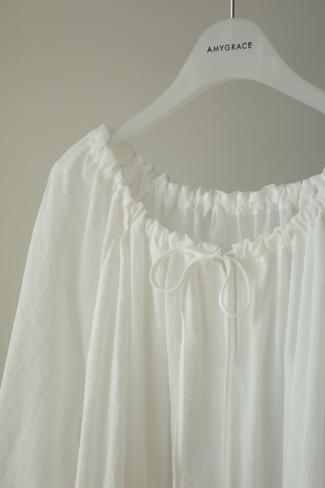 Amygrace - Korean Women Fashion - #momslook - Lady Shirring Blouse - 8