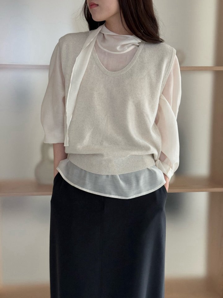 Amygrace - Korean Women Fashion - #momslook - Free Tie Blouse - 9