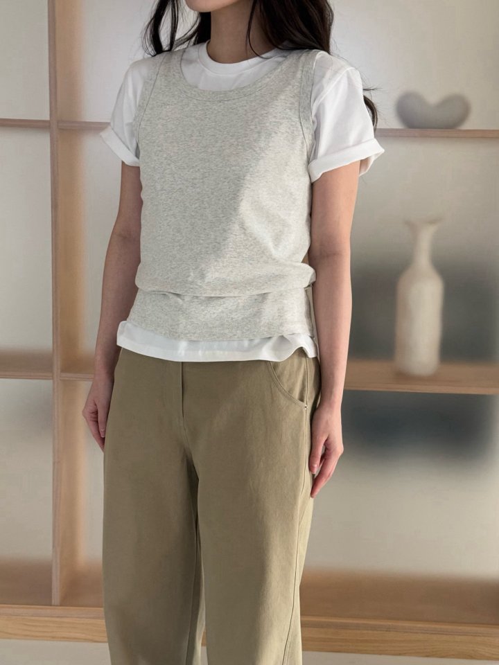Amygrace - Korean Women Fashion - #momslook - Bounce Cotton Sleeveless Tee - 5