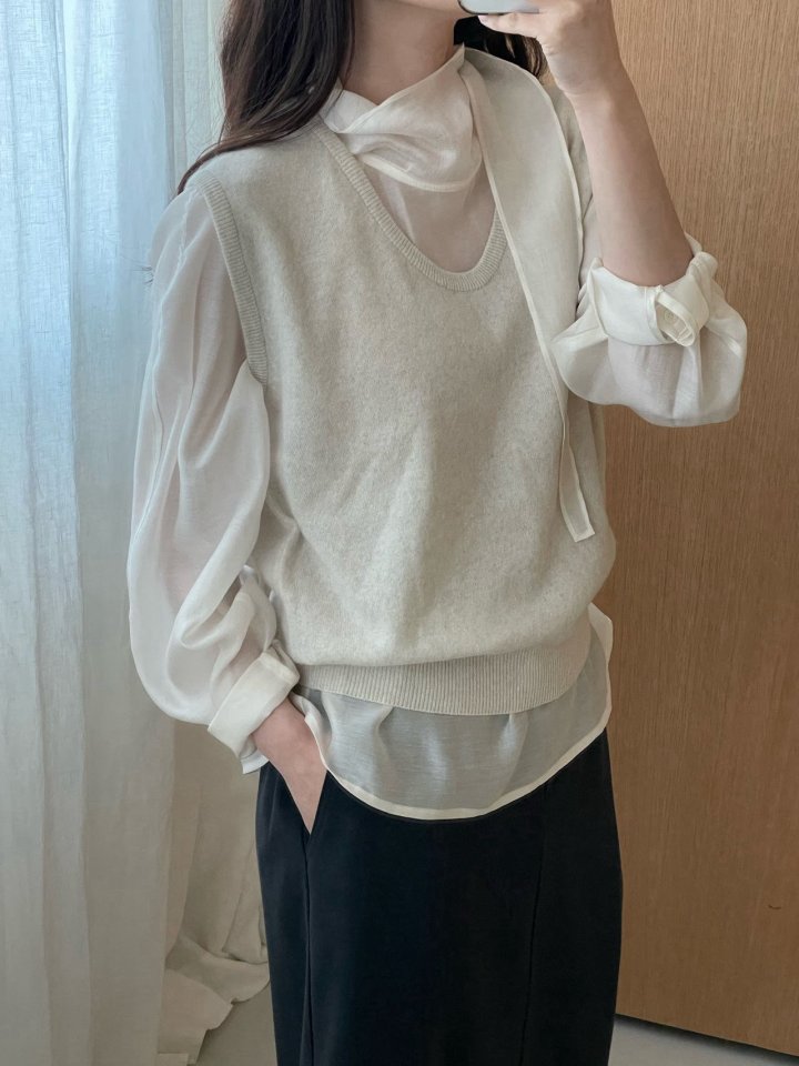Amygrace - Korean Women Fashion - #pursuepretty - Free Tie Blouse
