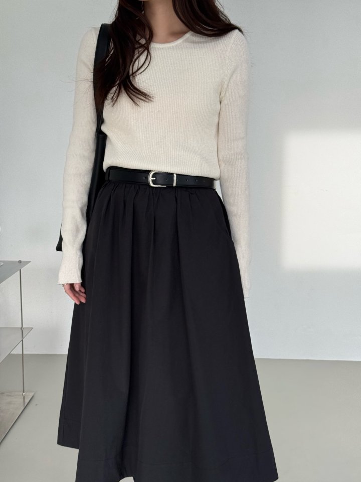 Amygrace - Korean Women Fashion - #womensfashion - Haper Lip Round Knit Pullover - 2