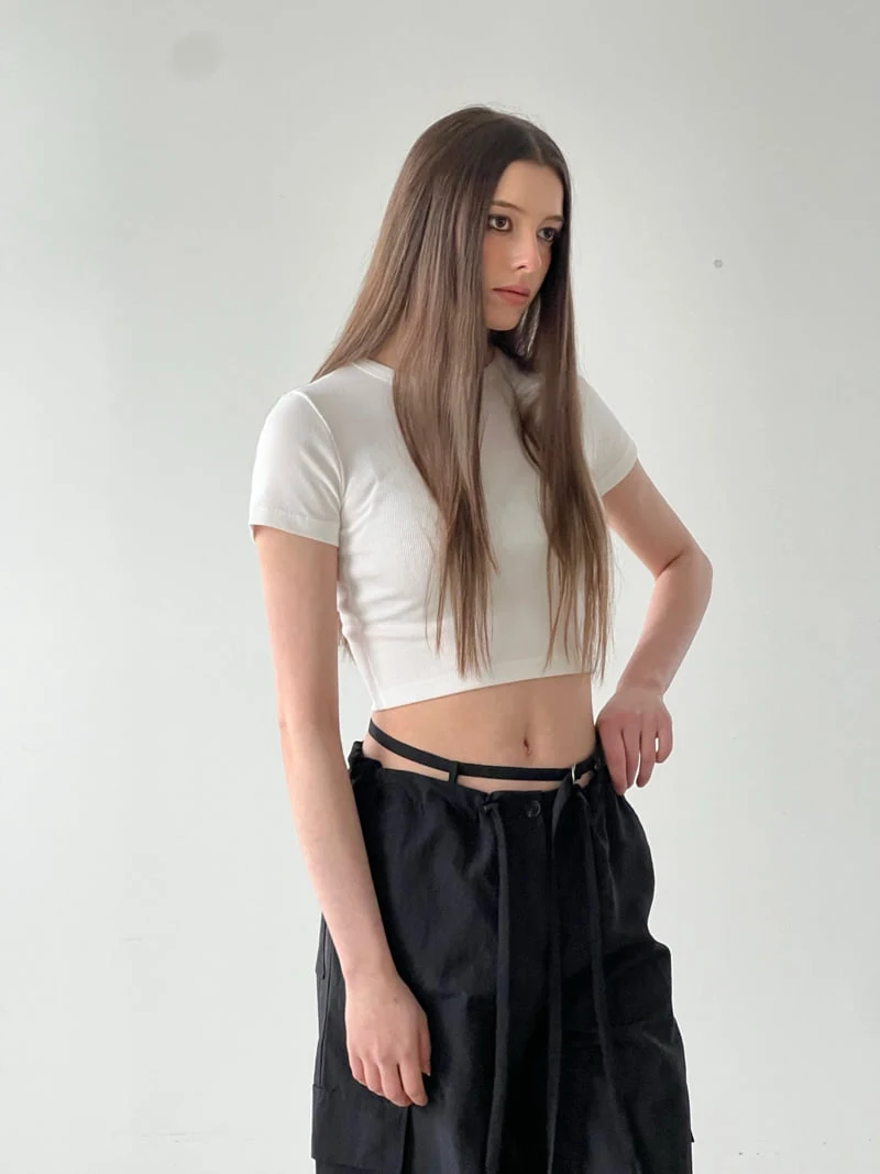 Another Avenue - Korean Women Fashion - #momslook - Maron Rib Crop Tee - 12