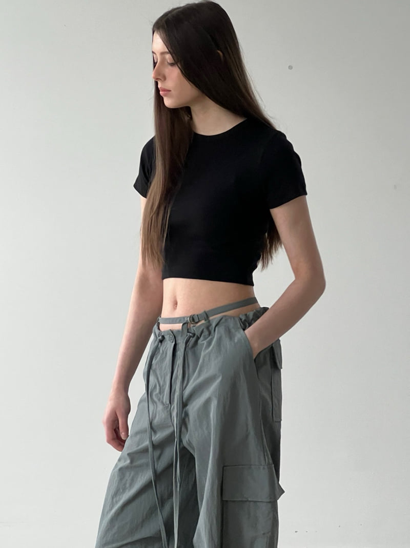 Another Avenue - Korean Women Fashion - #restrostyle - Maron Rib Crop Tee - 3