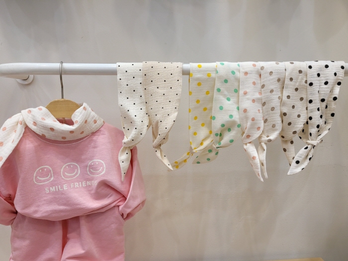 Atree - Korean Children Fashion - #stylishchildhood - Dot Scarf - 4