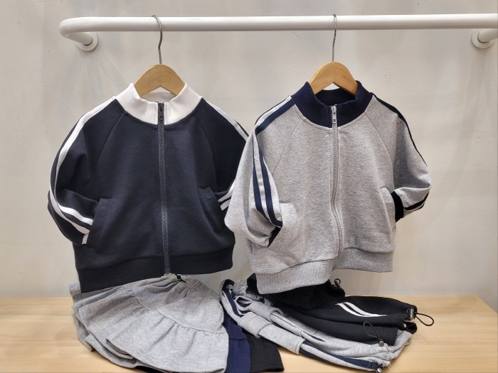 Atree - Korean Women Fashion - #momslook - 2-line Cargo Pants - 5