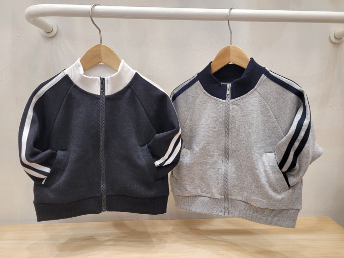 Atree - Korean Women Fashion - #momslook - 2-line Zip-up Jacket